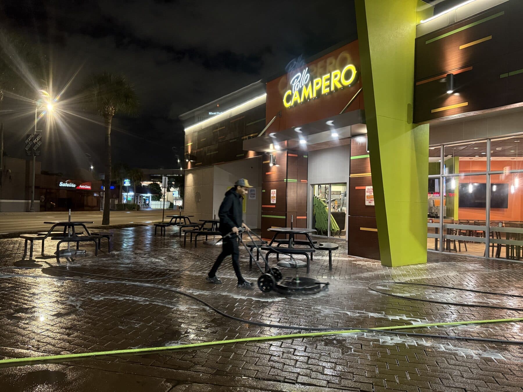 Pollo Campero