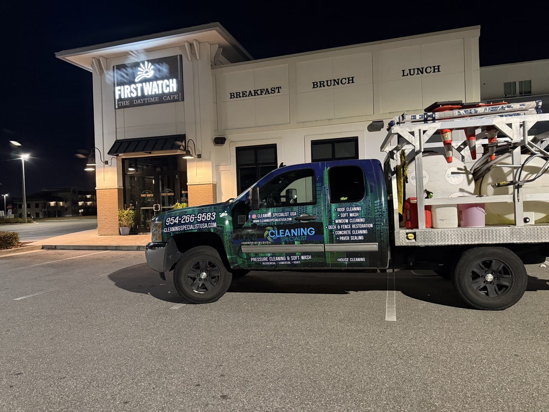Commercial & Storefront Cleaning
